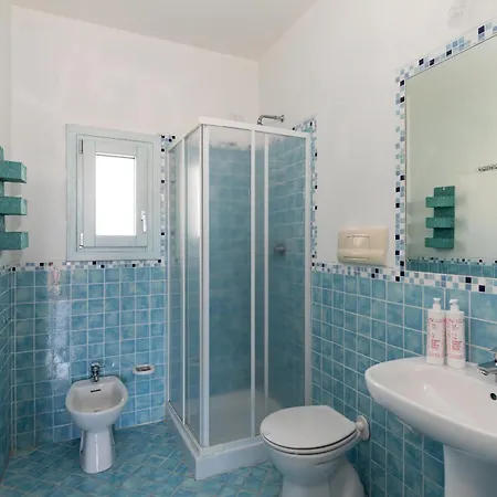 Apartment La Via Del Mare By Wonderful Italy